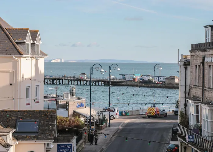 Purbeck Hotel Apartments - Flat 6